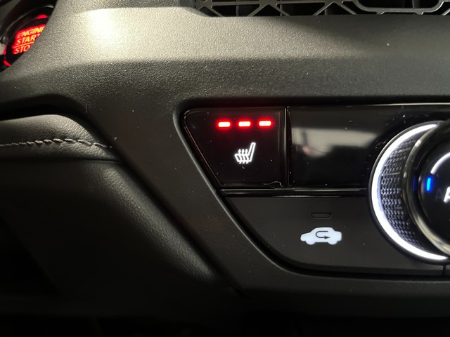 Honda Accord Sedan Vehicle Full-screen Gallery Image 22