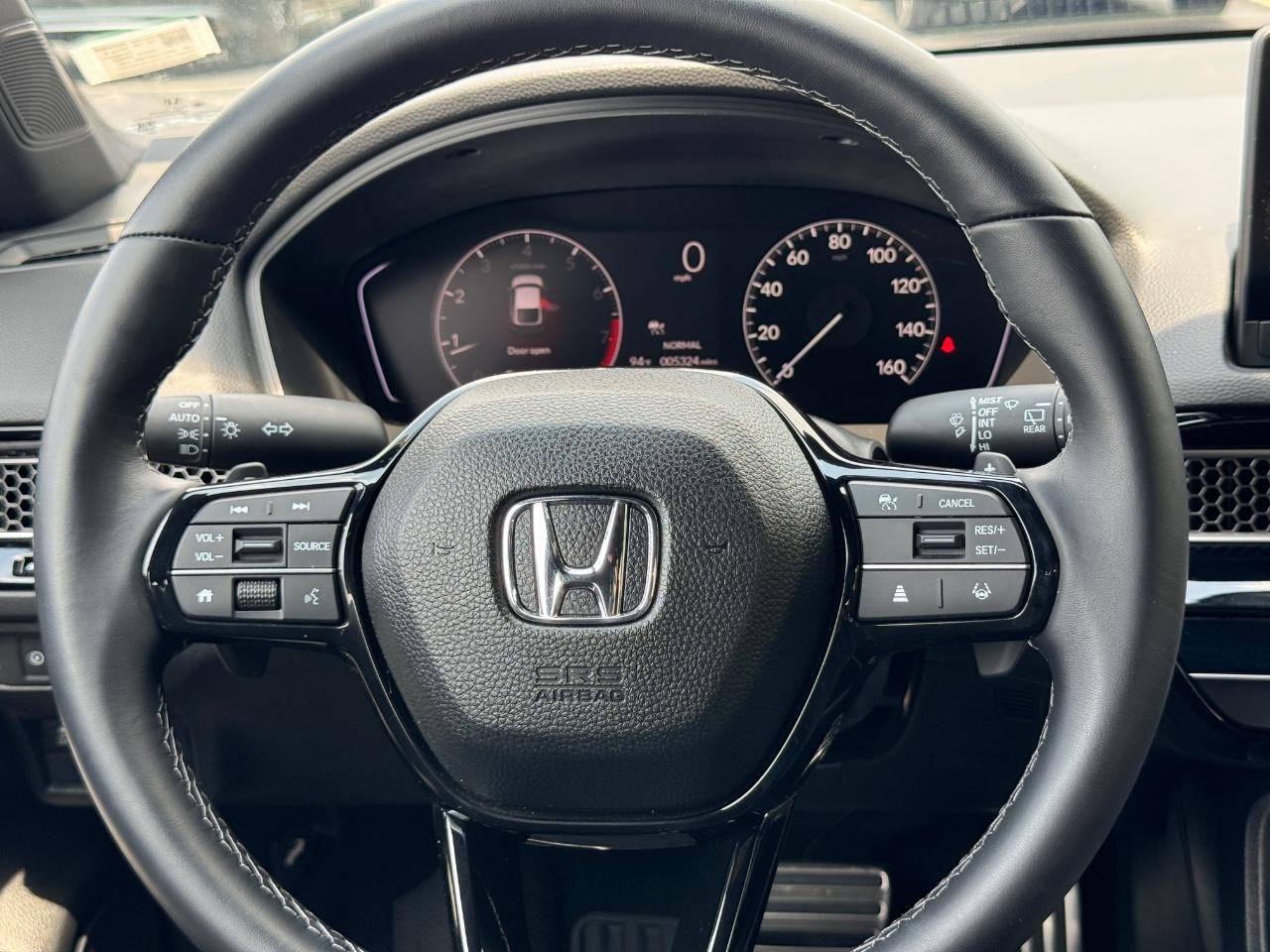 Honda Civic Hatchback Vehicle Full-screen Gallery Image 13