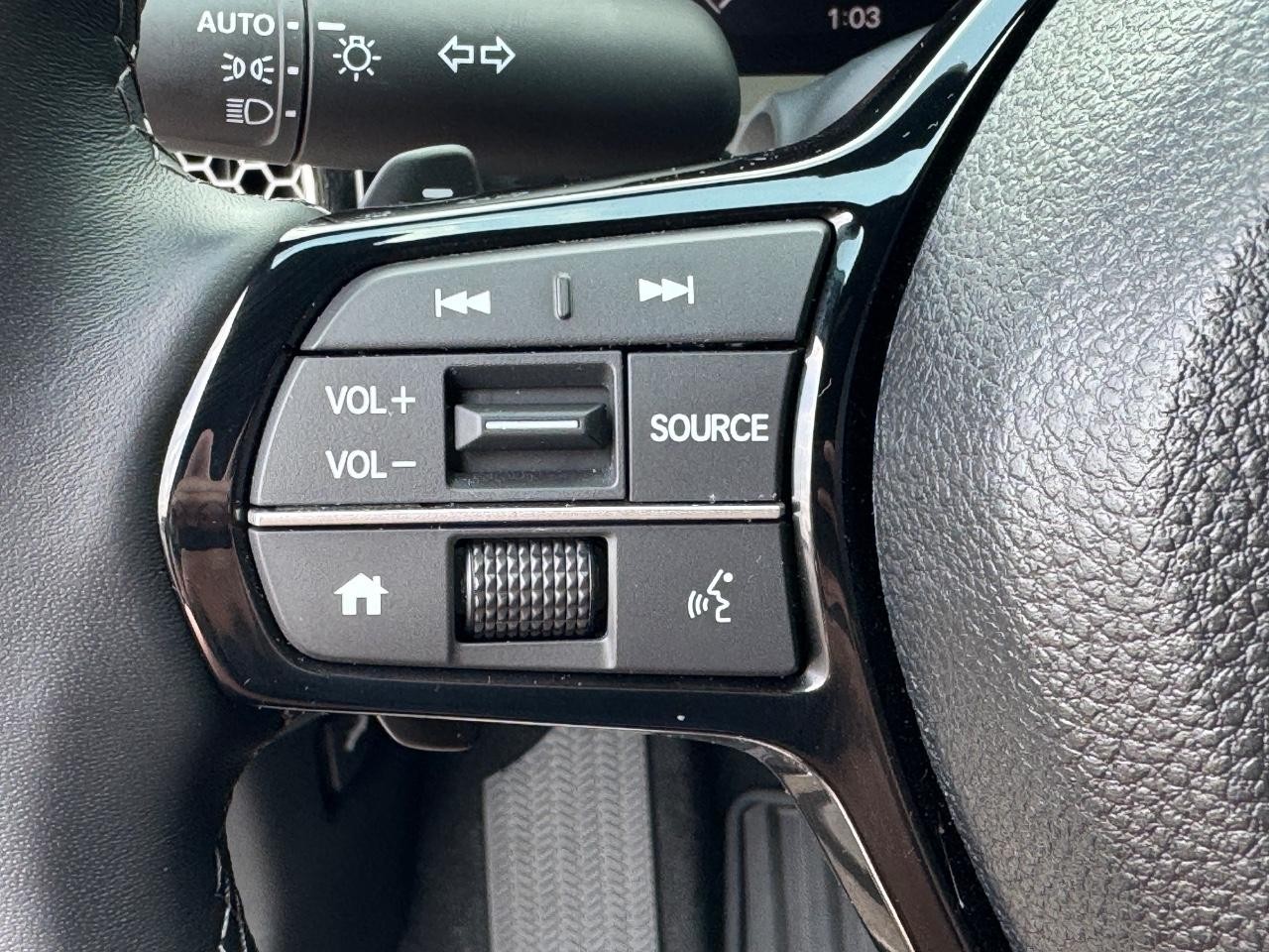 Honda Civic Hatchback Vehicle Full-screen Gallery Image 20