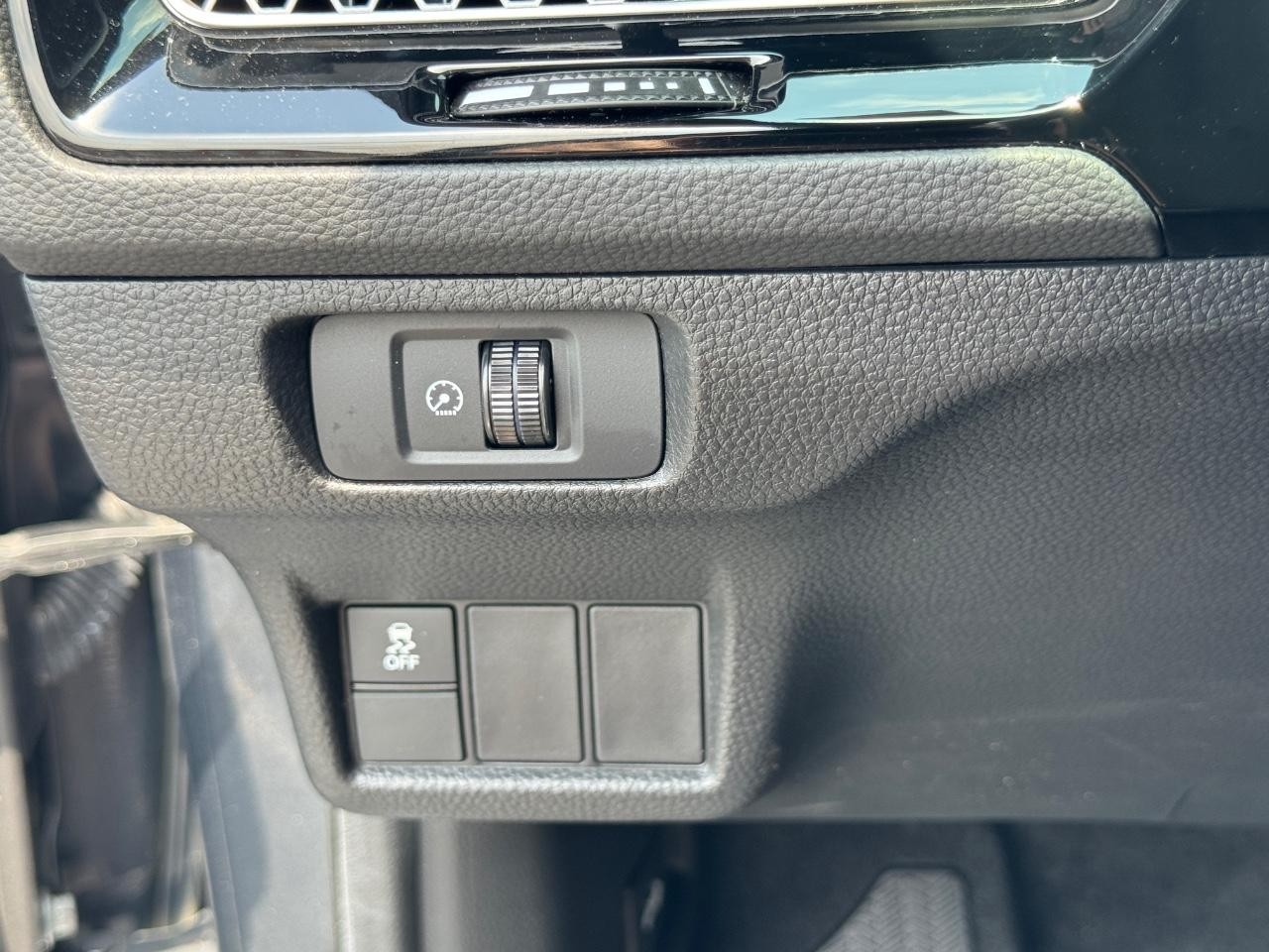 Honda Civic Hatchback Vehicle Full-screen Gallery Image 22