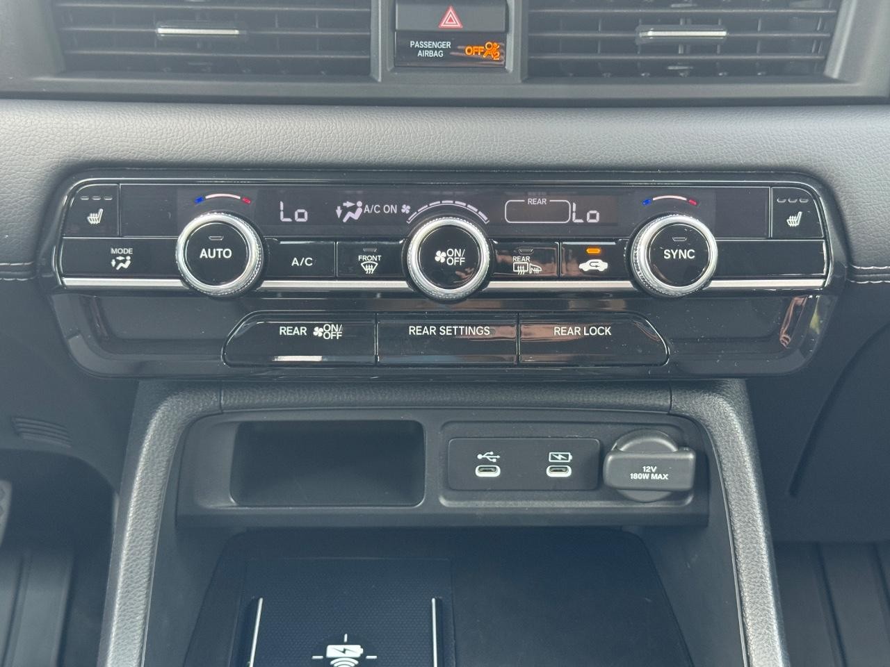 Honda Pilot Vehicle Full-screen Gallery Image 15