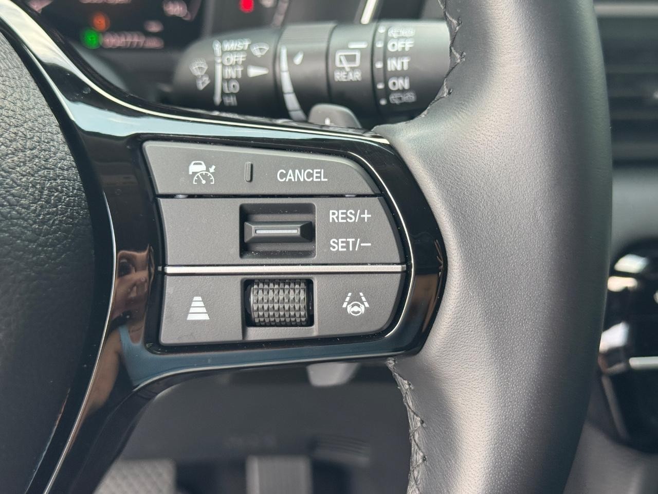 Honda Pilot Vehicle Full-screen Gallery Image 22