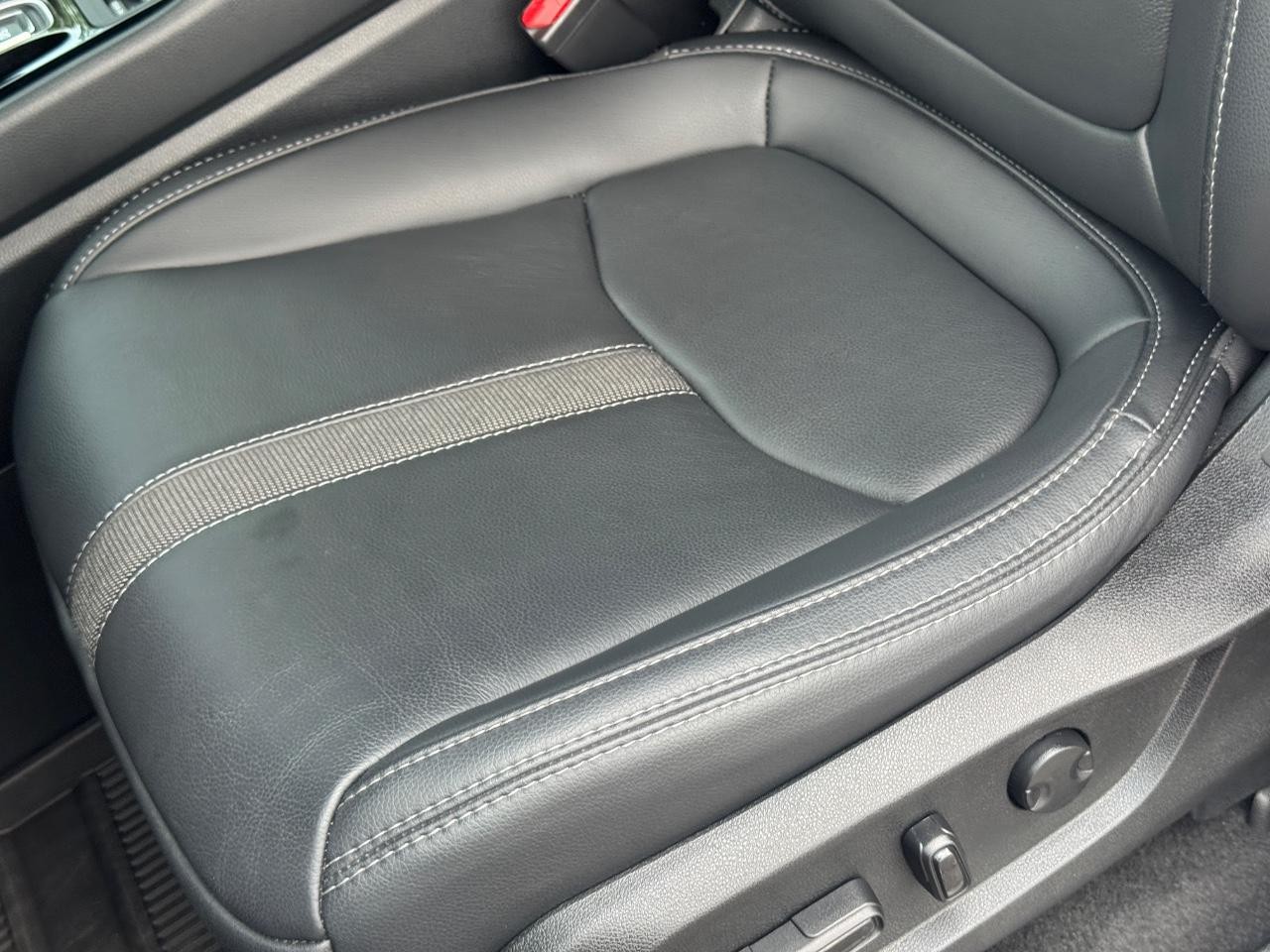 Honda Pilot Vehicle Full-screen Gallery Image 27