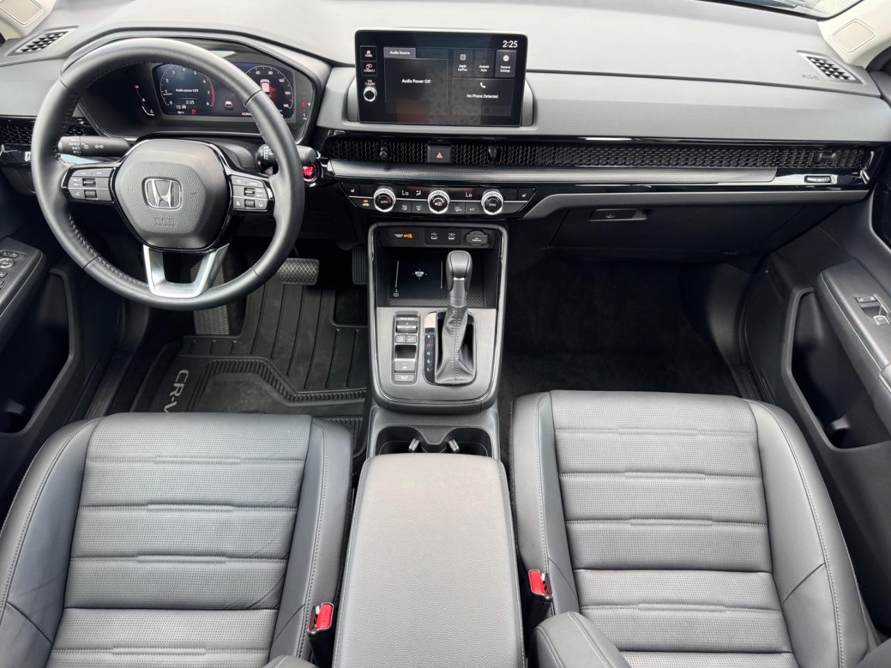 Honda CR-V Vehicle Full-screen Gallery Image 12