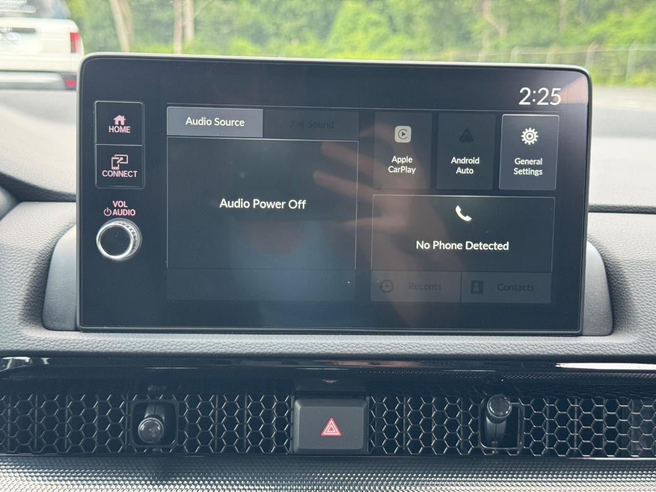Honda CR-V Vehicle Full-screen Gallery Image 14