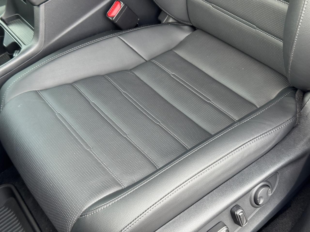 Honda CR-V Vehicle Full-screen Gallery Image 27