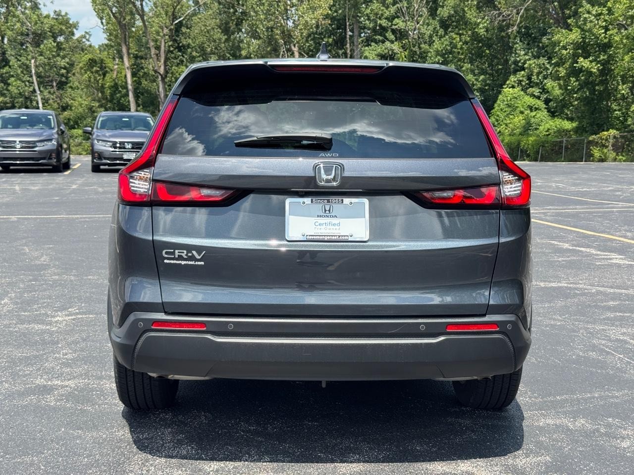 Honda CR-V Vehicle Full-screen Gallery Image 06