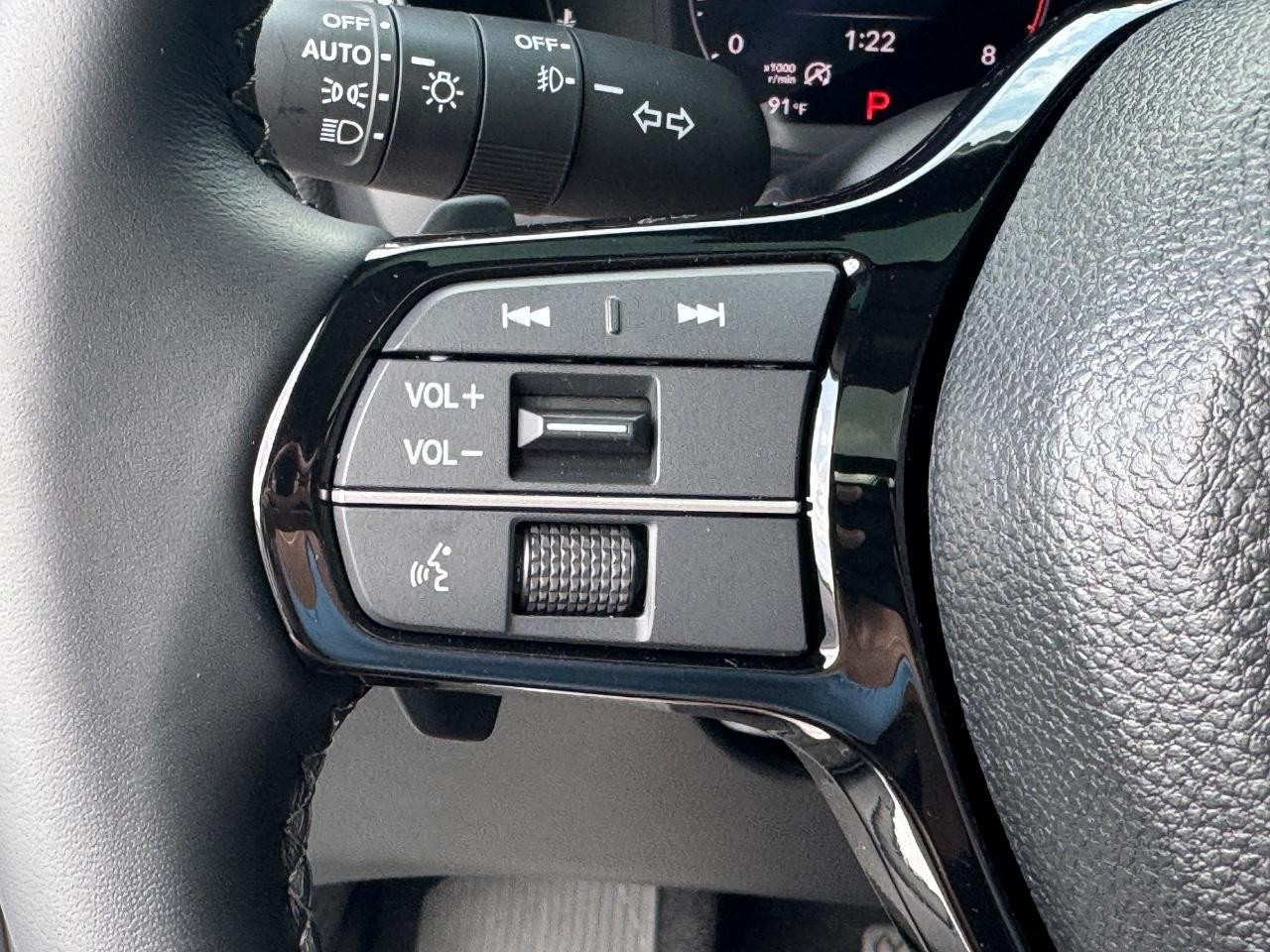 Honda Pilot Vehicle Full-screen Gallery Image 23