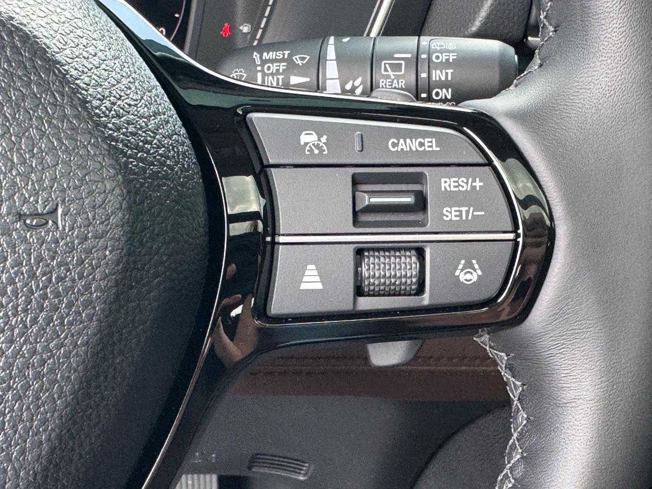Honda Pilot Vehicle Full-screen Gallery Image 24