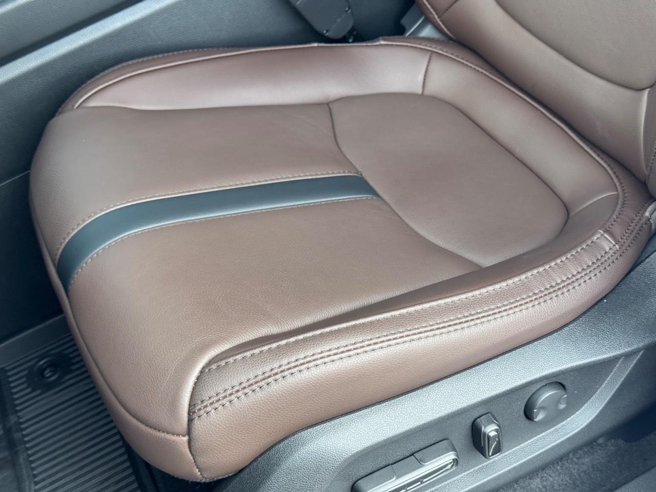 Honda Pilot Vehicle Full-screen Gallery Image 29