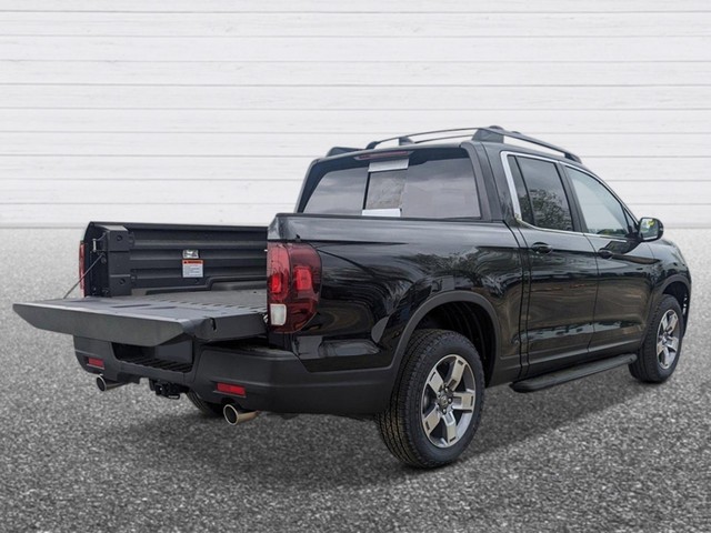 Honda Ridgeline Vehicle Full-screen Gallery Image 06
