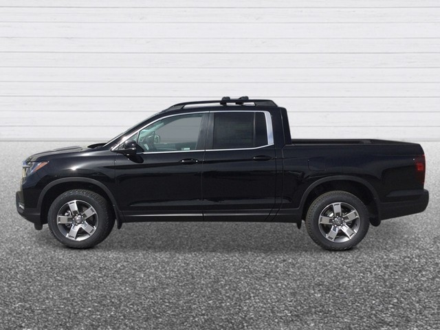 Honda Ridgeline Vehicle Full-screen Gallery Image 03