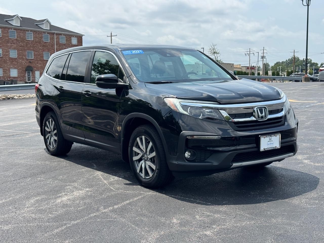 Honda Pilot Vehicle Full-screen Gallery Image 02
