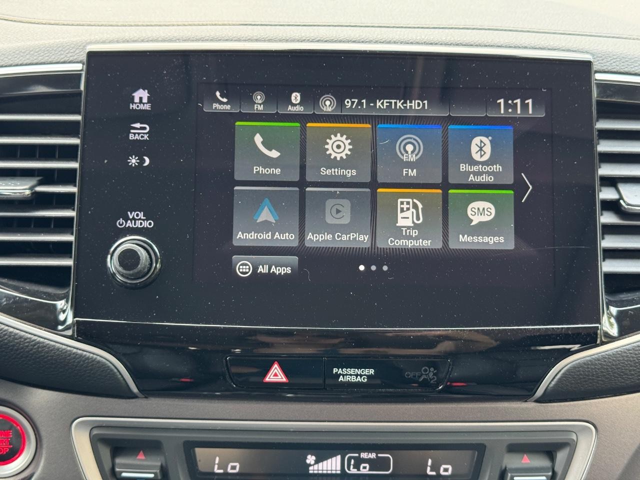 Honda Pilot Vehicle Full-screen Gallery Image 15