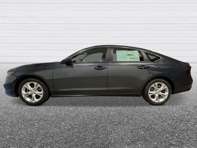 Honda Accord Sedan Vehicle Full-screen Gallery Image 03