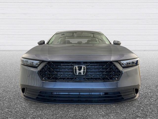 Honda Accord Sedan Vehicle Full-screen Gallery Image 05