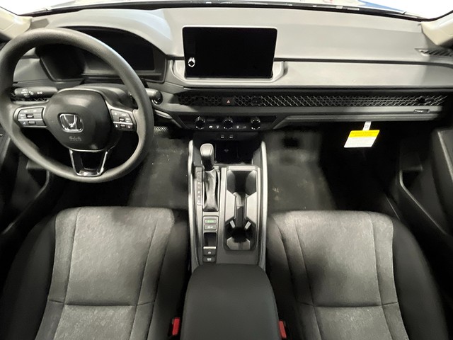 Honda Accord Sedan Vehicle Full-screen Gallery Image 14
