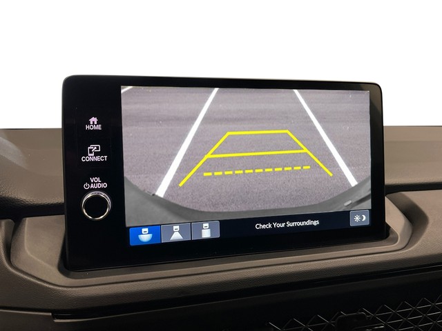 Honda Accord Sedan Vehicle Full-screen Gallery Image 18