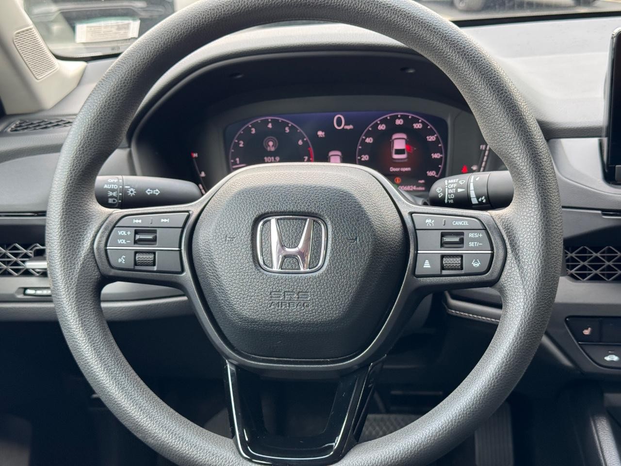 Honda Accord Sedan Vehicle Full-screen Gallery Image 13