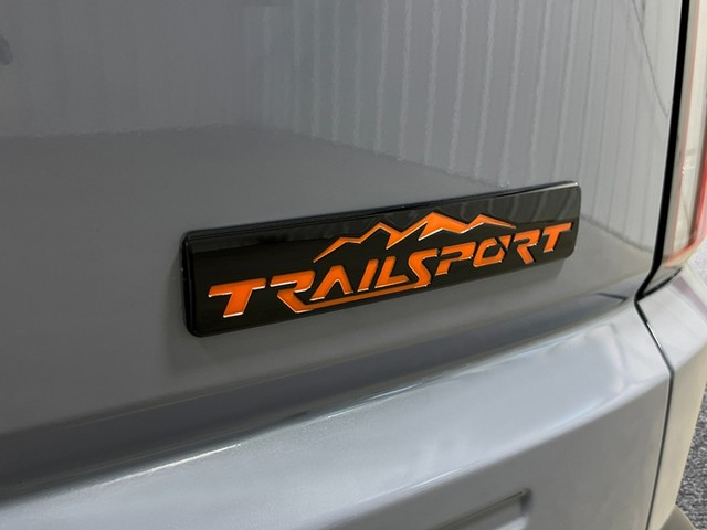 Honda Passport Vehicle Full-screen Gallery Image 08