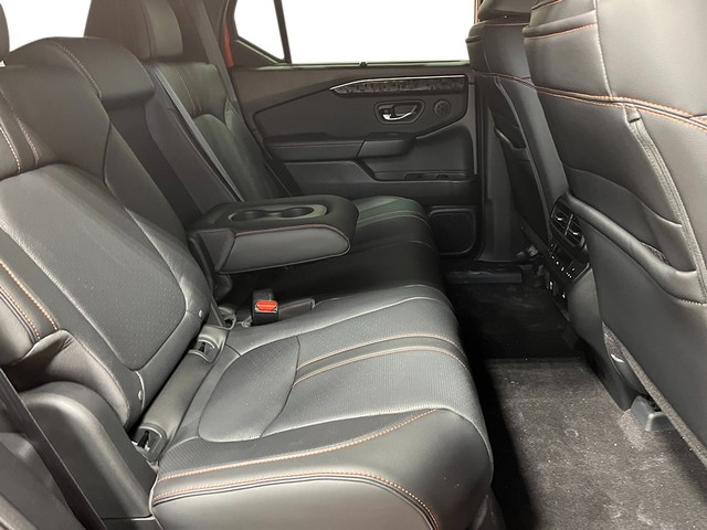 Honda Passport Vehicle Full-screen Gallery Image 29