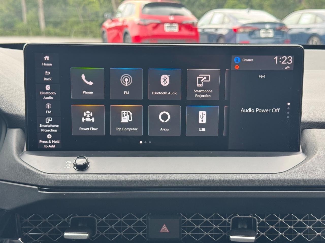 Honda Accord Hybrid Vehicle Full-screen Gallery Image 14