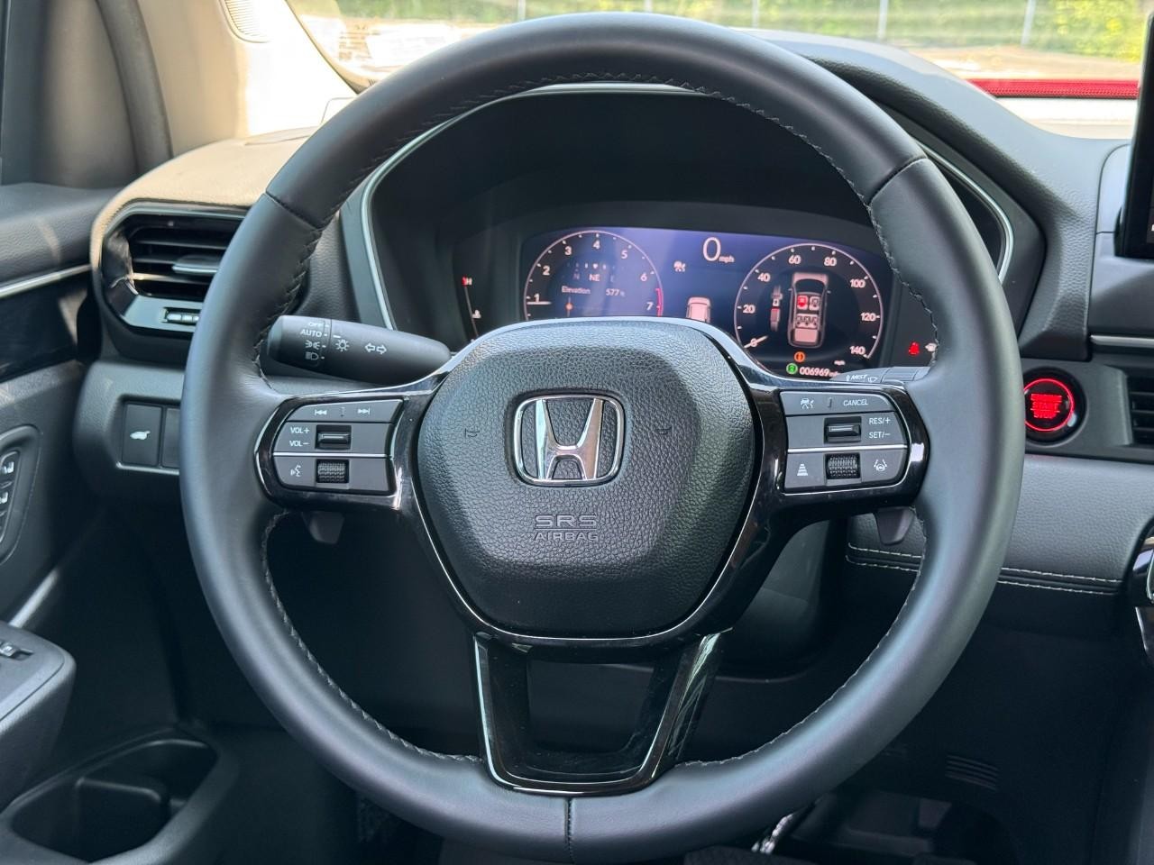 Honda Passport Vehicle Full-screen Gallery Image 13