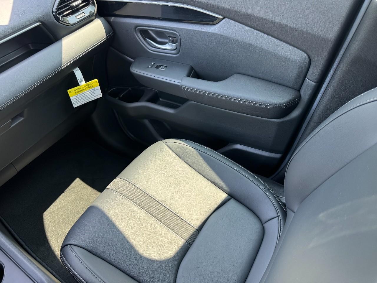 Honda Passport Vehicle Full-screen Gallery Image 16
