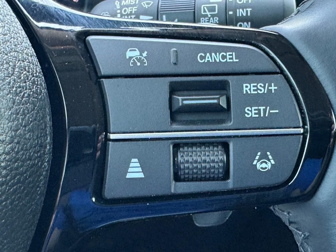 Honda Passport Vehicle Full-screen Gallery Image 21