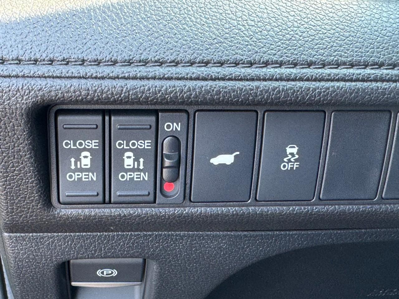 Honda Odyssey Vehicle Full-screen Gallery Image 20