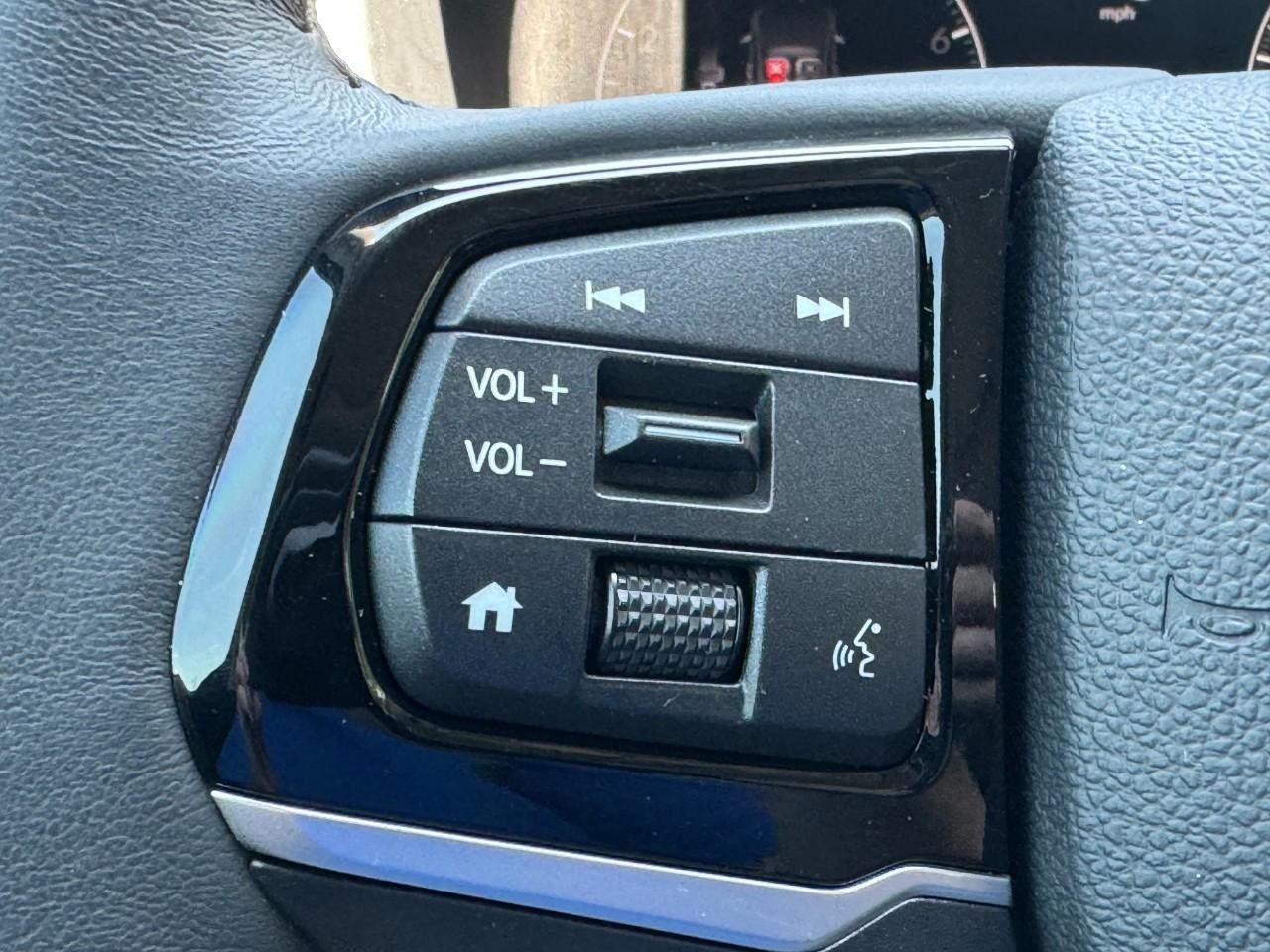 Honda Odyssey Vehicle Full-screen Gallery Image 22