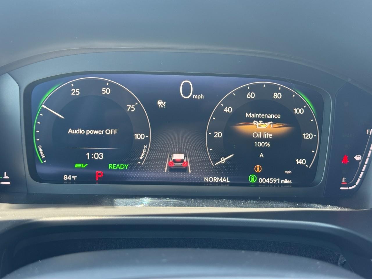 Honda CR-V Hybrid Vehicle Full-screen Gallery Image 22