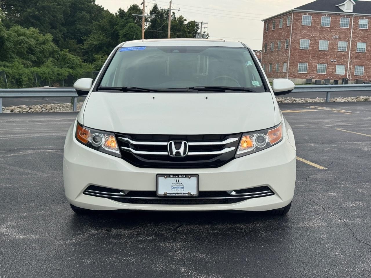 Honda Odyssey Vehicle Full-screen Gallery Image 10