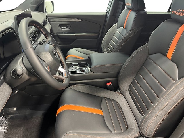 Honda Passport Vehicle Full-screen Gallery Image 07