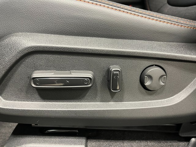 Honda Passport Vehicle Full-screen Gallery Image 08