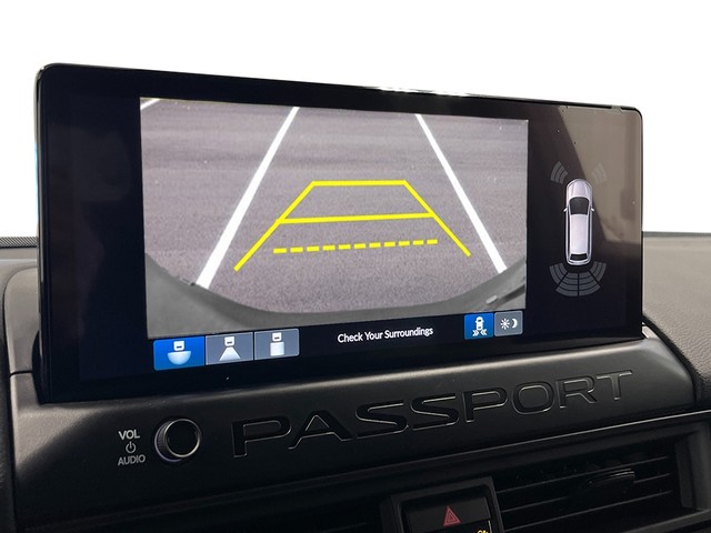 Honda Passport Vehicle Full-screen Gallery Image 15