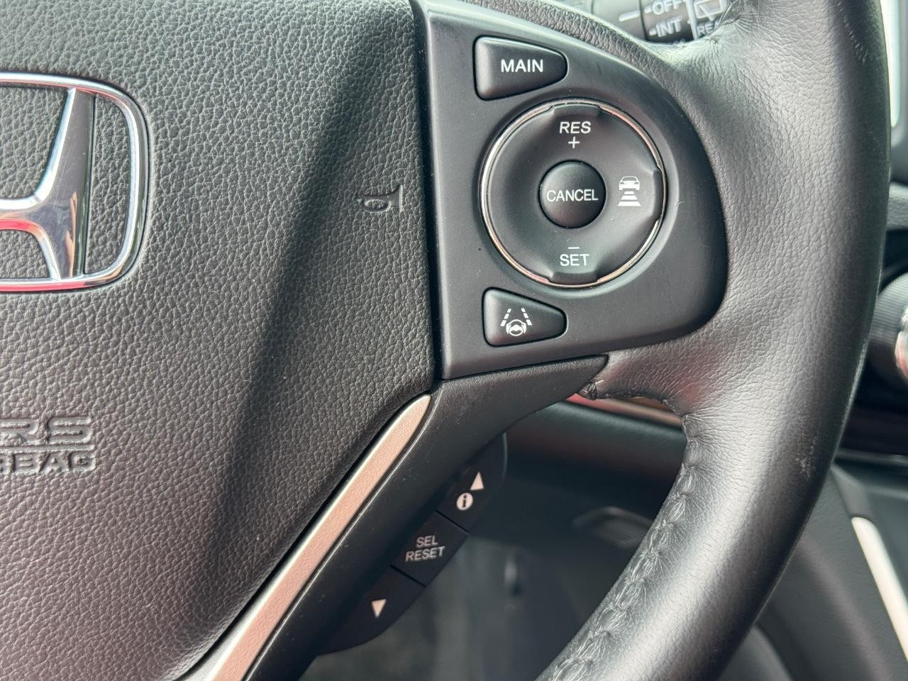 Honda CR-V Vehicle Full-screen Gallery Image 23