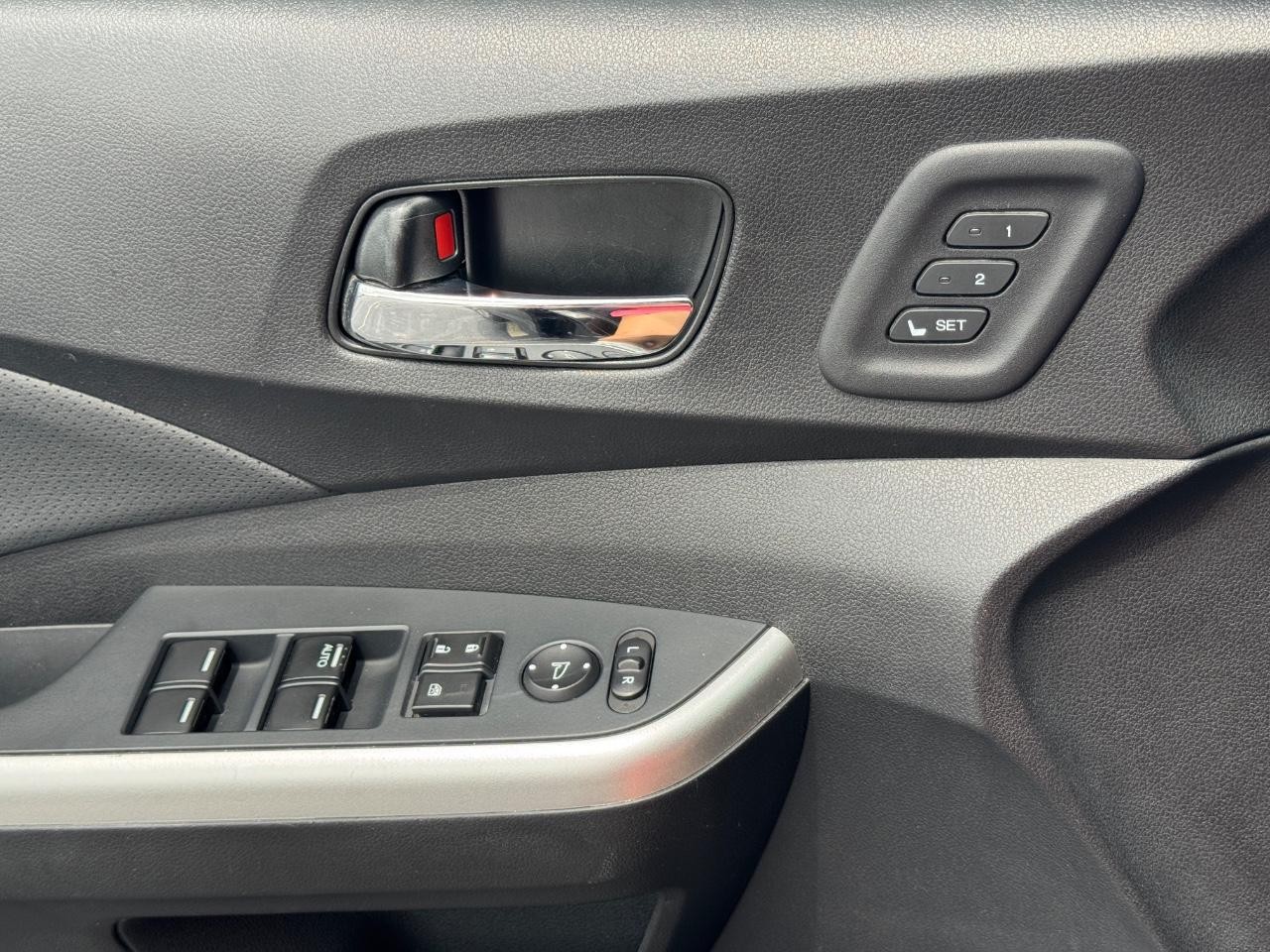 Honda CR-V Vehicle Full-screen Gallery Image 26
