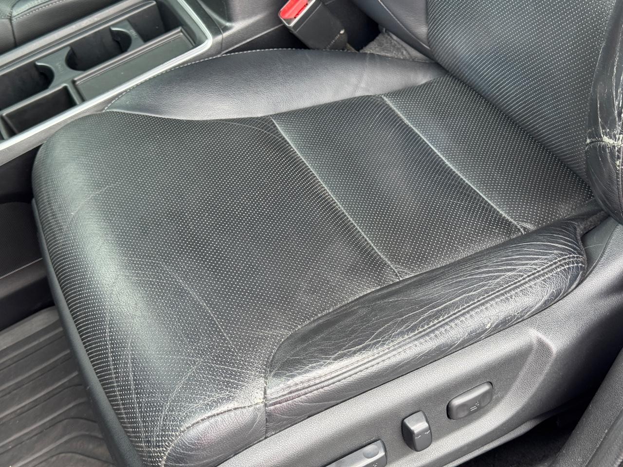 Honda CR-V Vehicle Full-screen Gallery Image 27