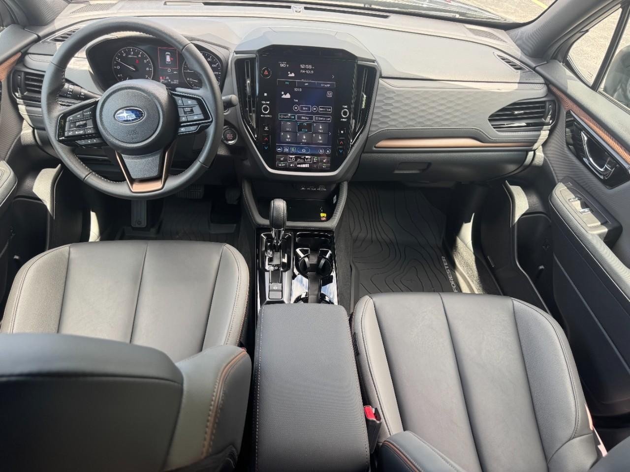 Subaru Forester Vehicle Full-screen Gallery Image 11
