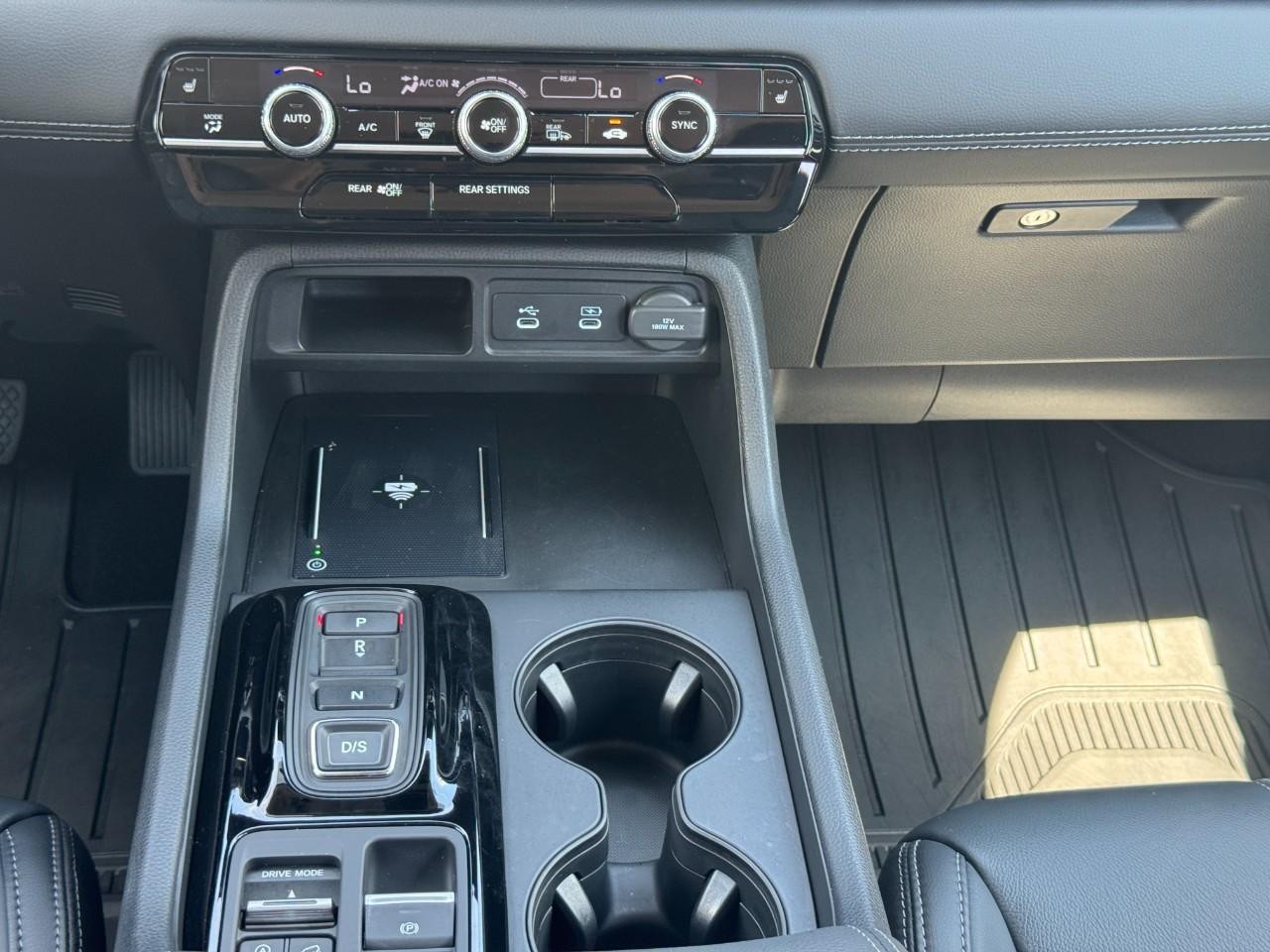 Honda Passport Vehicle Full-screen Gallery Image 15