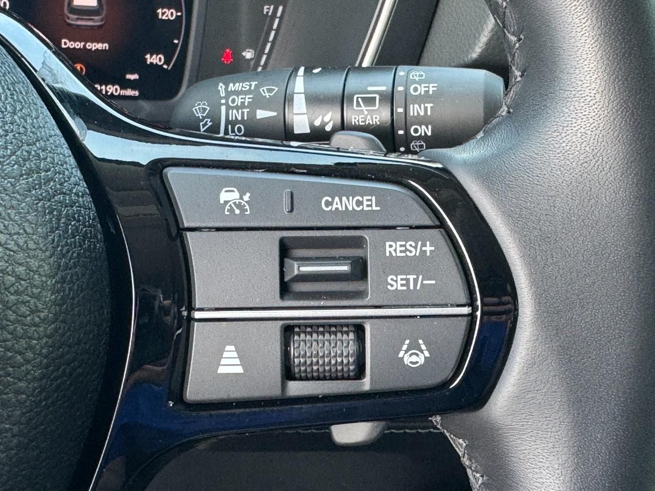 Honda Passport Vehicle Full-screen Gallery Image 19