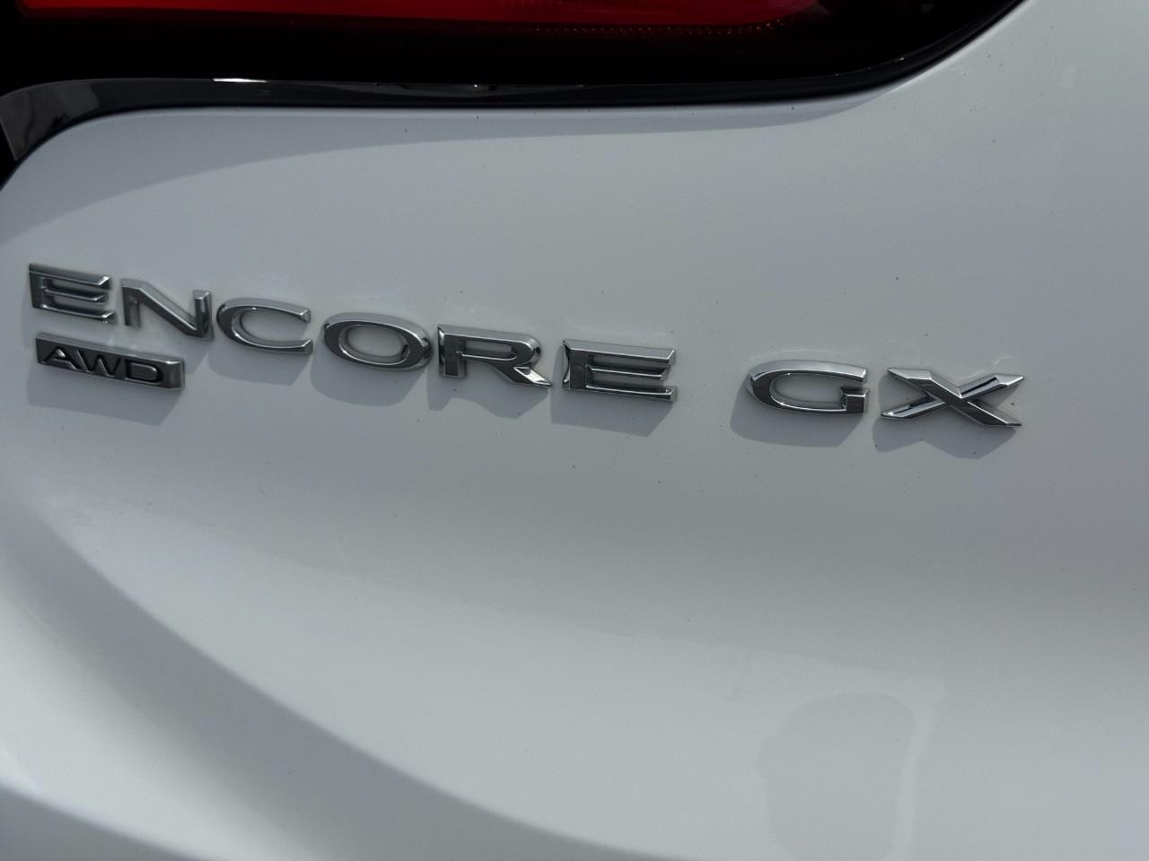 Buick Encore GX Vehicle Full-screen Gallery Image 07