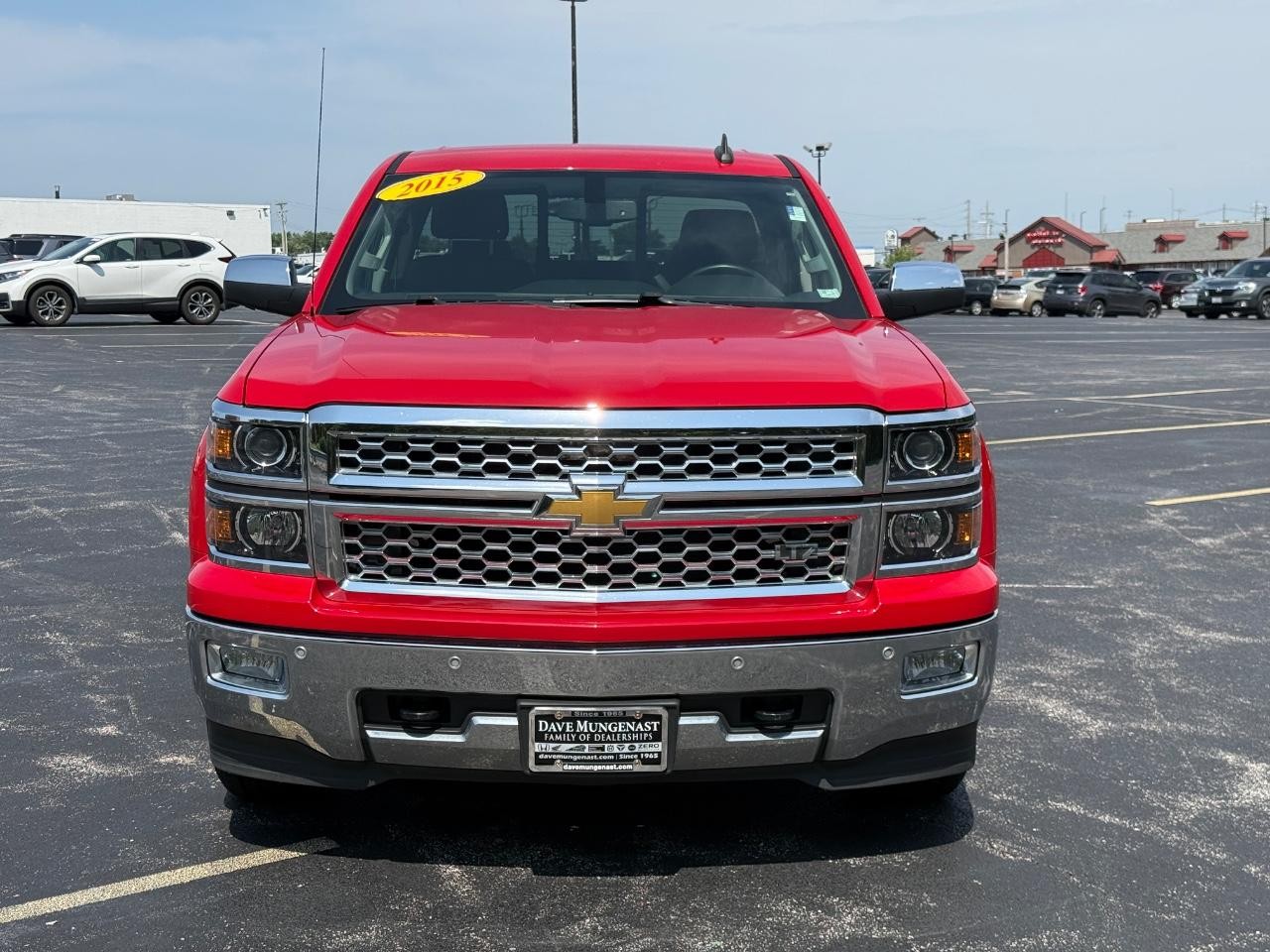 Chevrolet Silverado 1500 Vehicle Full-screen Gallery Image 10