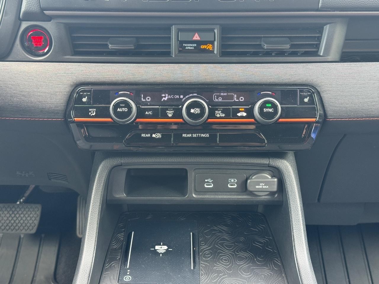 Honda Passport Vehicle Full-screen Gallery Image 15