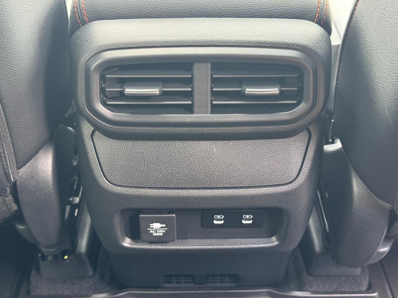 Honda Passport Vehicle Full-screen Gallery Image 17