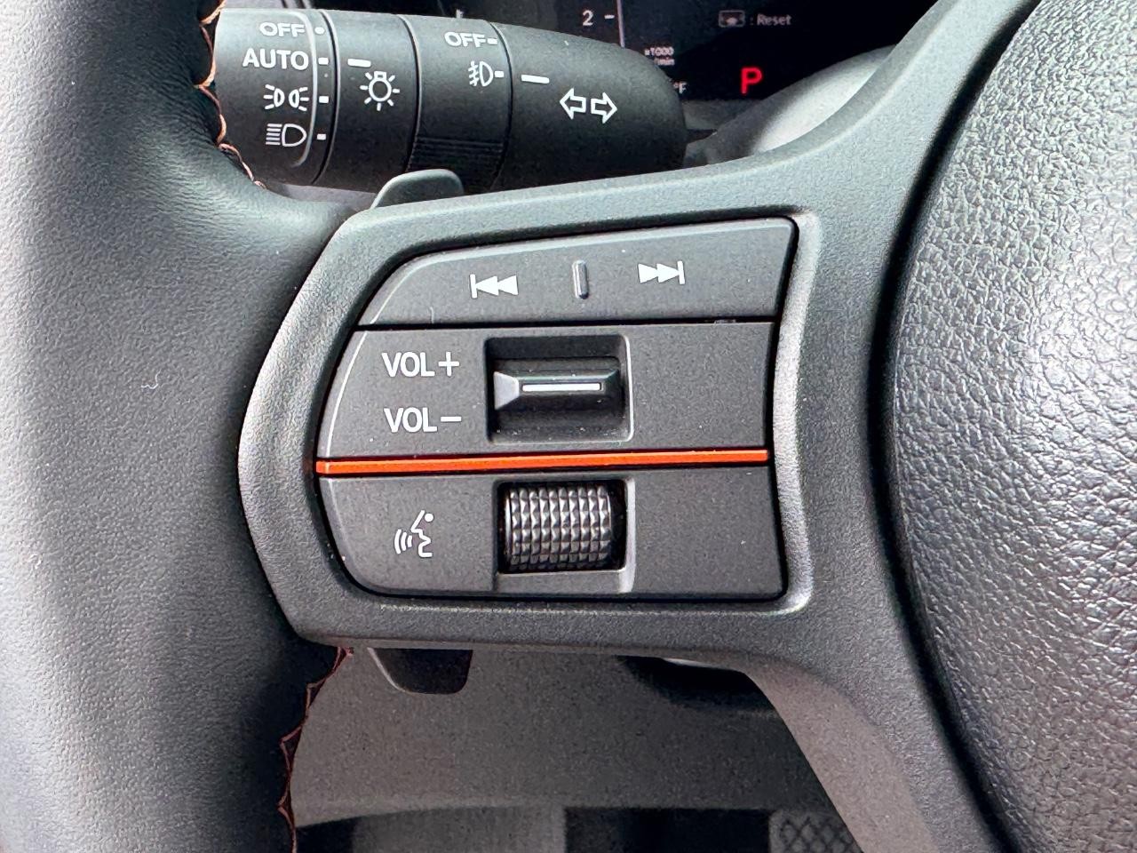 Honda Passport Vehicle Full-screen Gallery Image 22