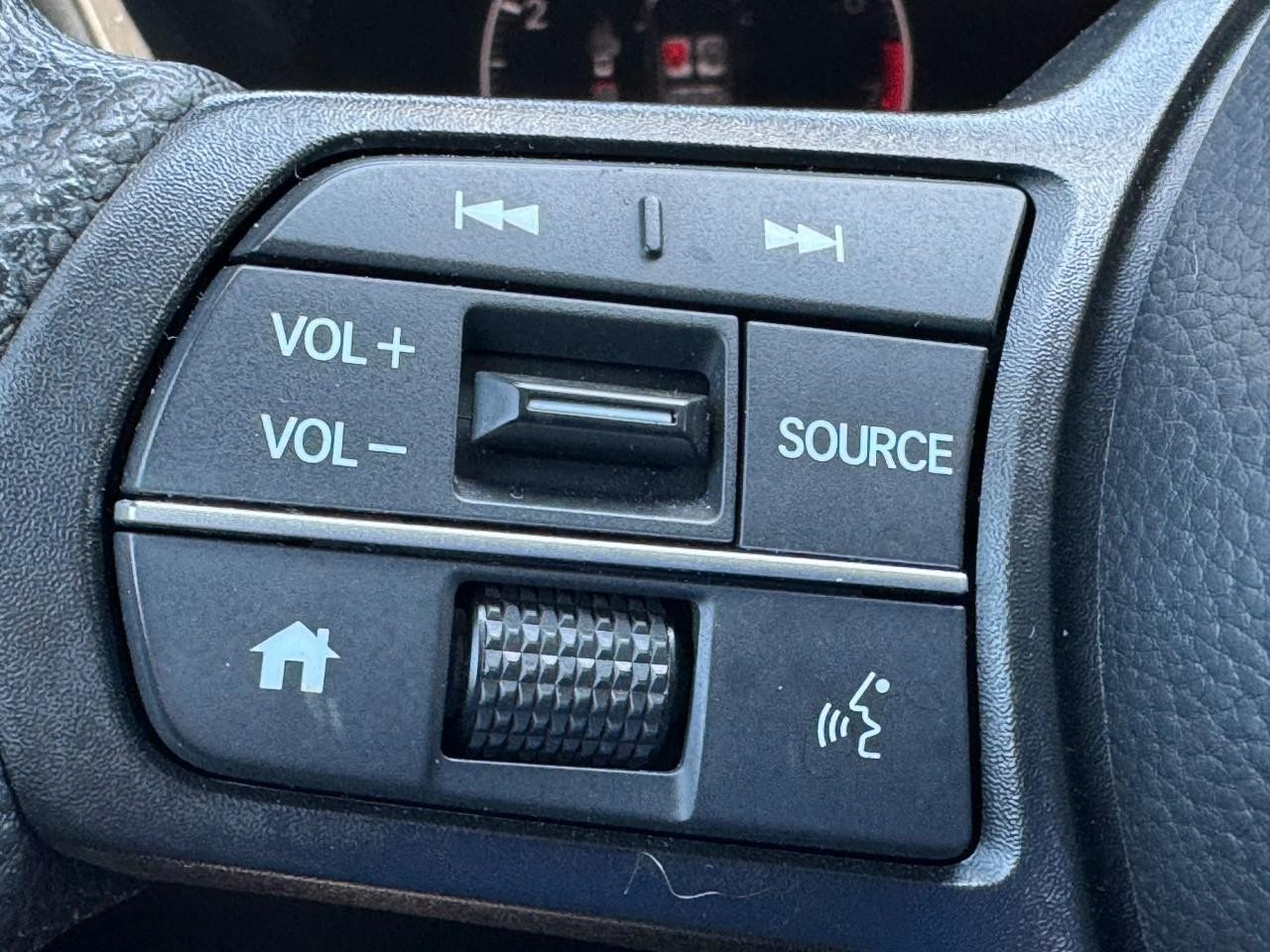 Honda CR-V Vehicle Full-screen Gallery Image 20