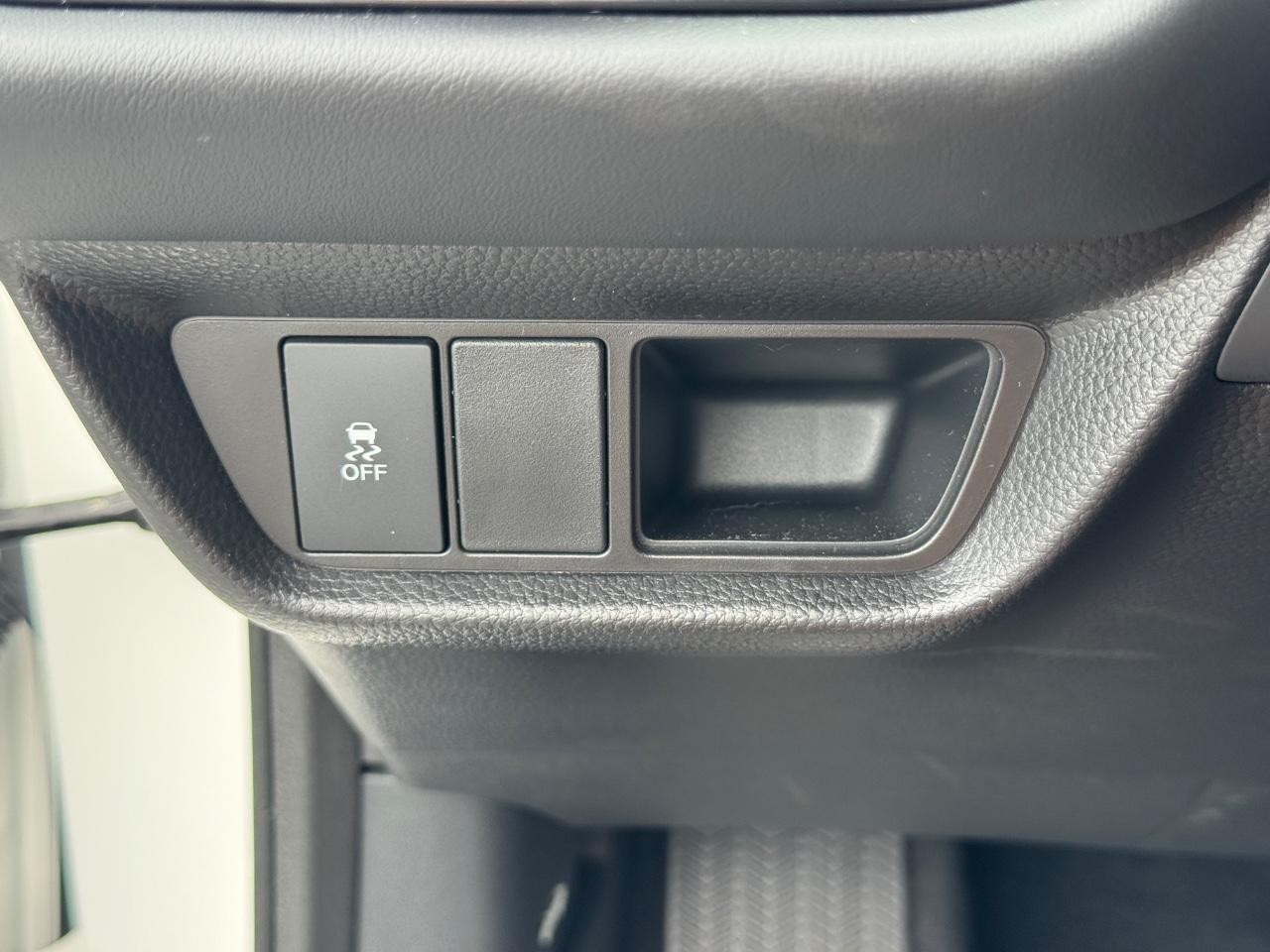 Honda HR-V Vehicle Full-screen Gallery Image 22