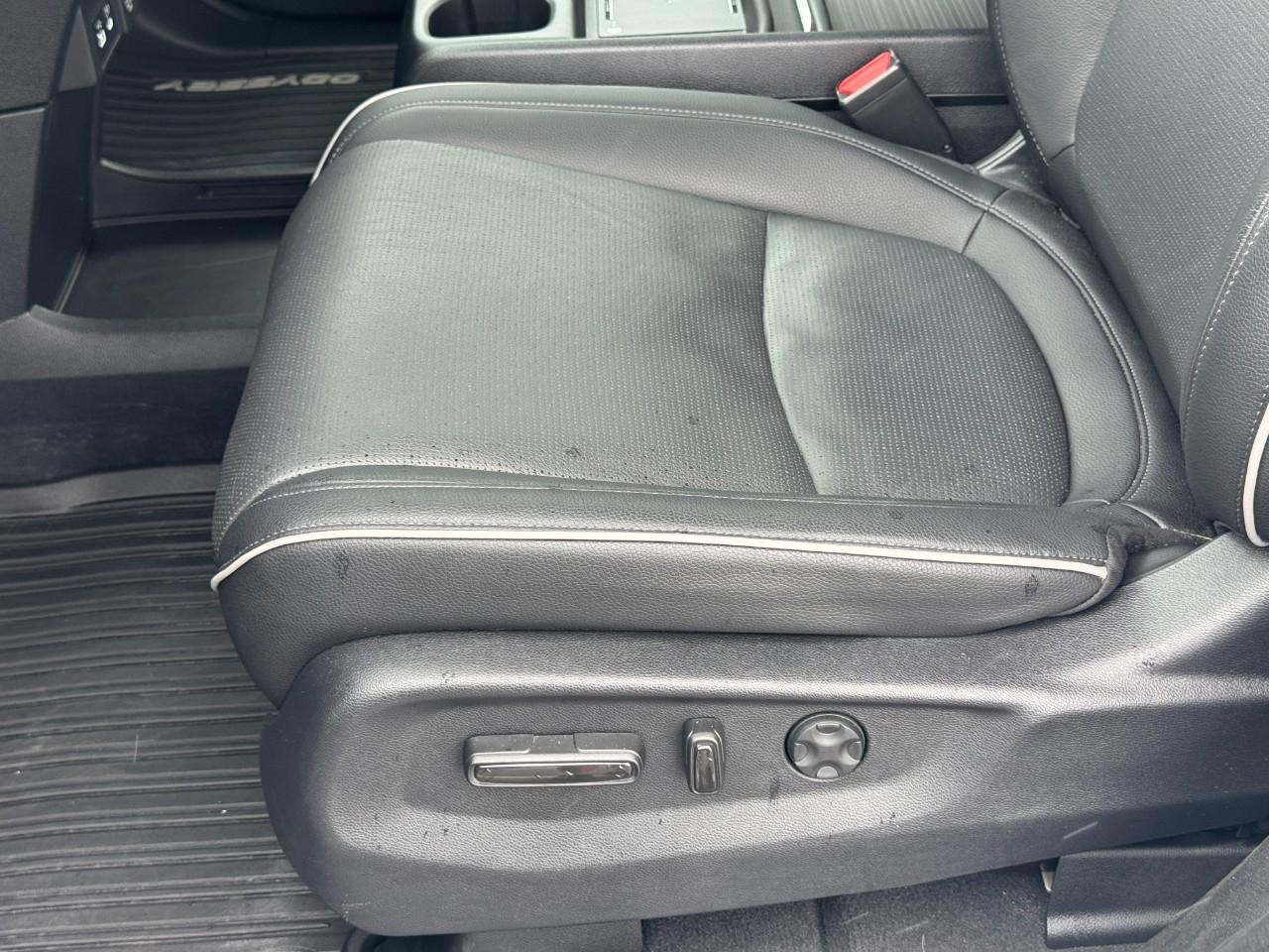 Honda Odyssey Vehicle Full-screen Gallery Image 19